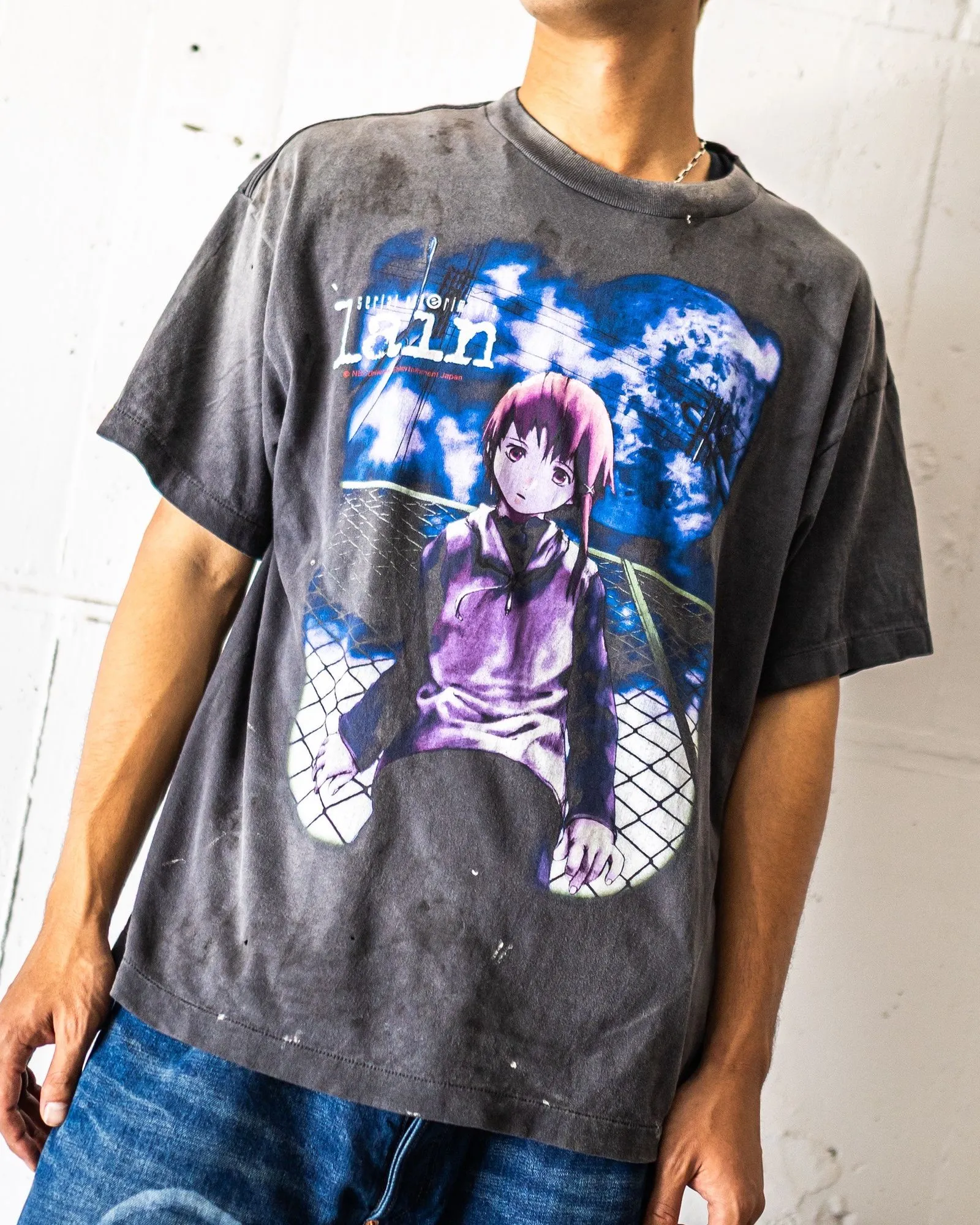 SAINT Mxxxxxx × serial experiments lain × GEEKS RULE GS_SS TEE/LAIN/BLK Sci-fi anime <Lingyin> co-branded ringing tone distressed short-sleeves Washed black S-XL Super rich and delicate printing technology perfectly shows the authentic details Customized co-branded accessories The real correct version Ready-made clothes Assute dyeing Washed to make old Maliu water faded